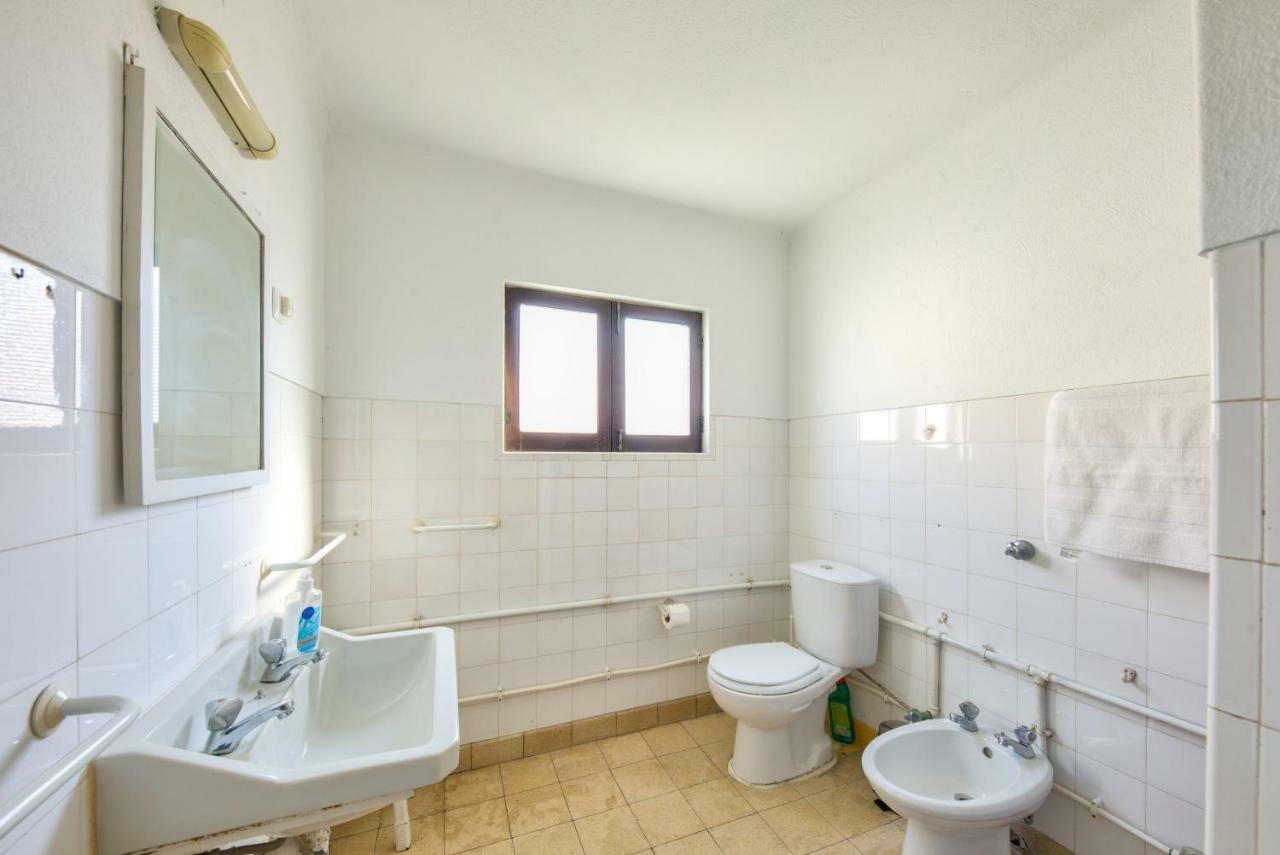 The Beach House Barra Экстерьер фото